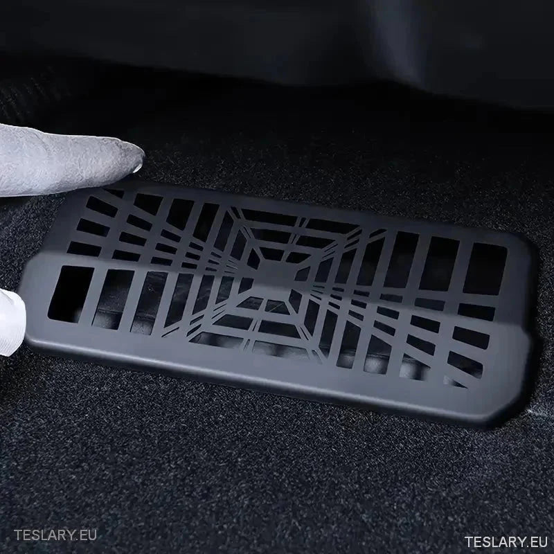 Tesla 3 Highland Under Seat Air Outlet Cover Plaid Style ( 2 Pieces ) - TESLARY Tesla Shop Accessories Europe Nederlands Ireland Deutschland Espana Alicante France Italia