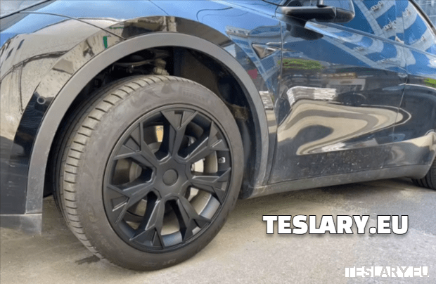 TESLA MODEL Y 19" UNIQUE S4 FULL COVER WHEEL HUBS - TESLARY Tesla Shop Accessories Europe Nederlands Ireland Deutschland Espana Alicante France Italia