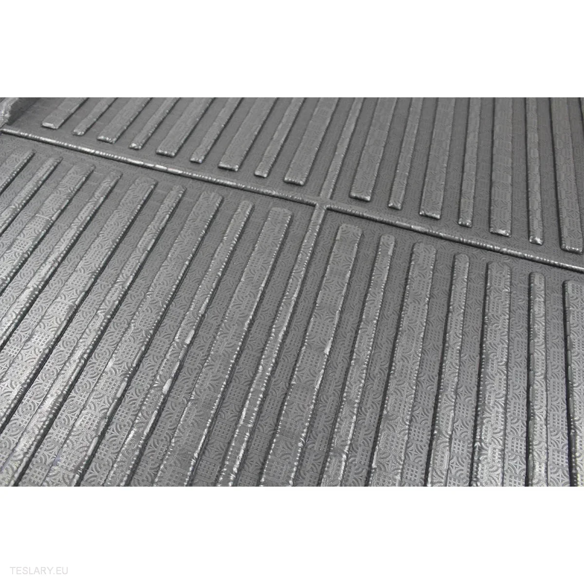 Tesla Model Y Trunk Floor Cargo Liner / Protector - Tesla Shop Europe - TESLARY.IE Ireland - France boutique- Deutschland Geschäft- España comercio - Nederland winkel- TESLARY.IE