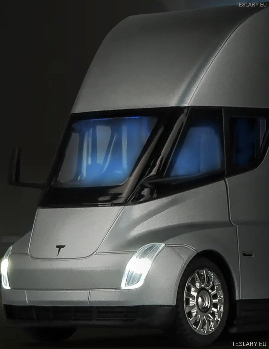 Tesla Semi Trailer Truck Collectors 1:24 Unofficial Version