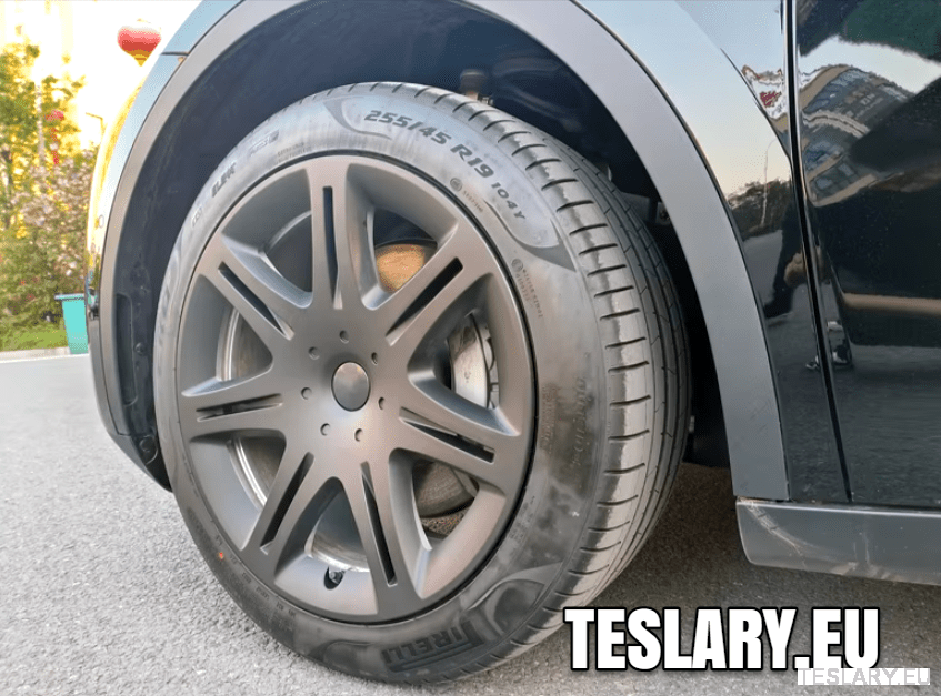 TESLA MODEL Y 19" UNIQUE S9 FULL COVER WHEEL HUBS - TESLARY Tesla Shop Accessories Europe Nederlands Ireland Deutschland Espana Alicante France Italia
